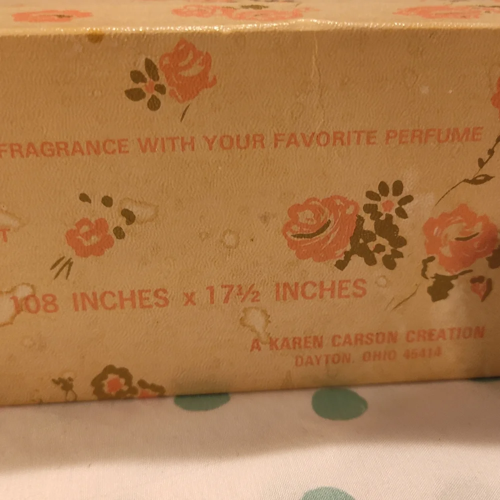 NEW! Vintage PolyFab Scented Drawer Liner